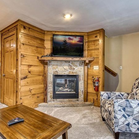 Newly Renovated Perfect 2 Bedroom W Indoor Jacuzzies, Hot Tub, Pool, Sauna, Golf! Pigeon Forge Exterior photo