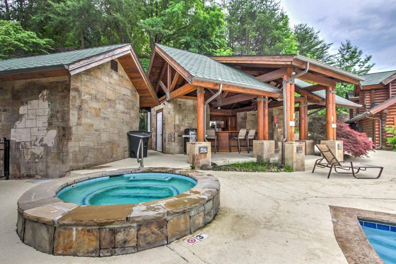 Newly Renovated Perfect 2 Bedroom W Indoor Jacuzzies, Hot Tub, Pool, Sauna, Golf! Pigeon Forge Exterior photo