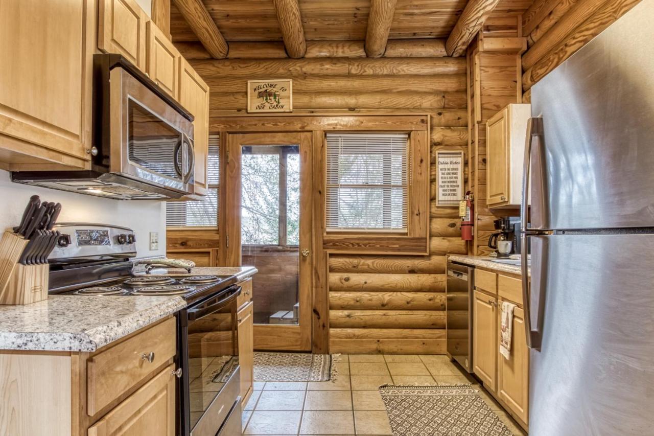 Newly Renovated Perfect 2 Bedroom W Indoor Jacuzzies, Hot Tub, Pool, Sauna, Golf! Pigeon Forge Exterior photo