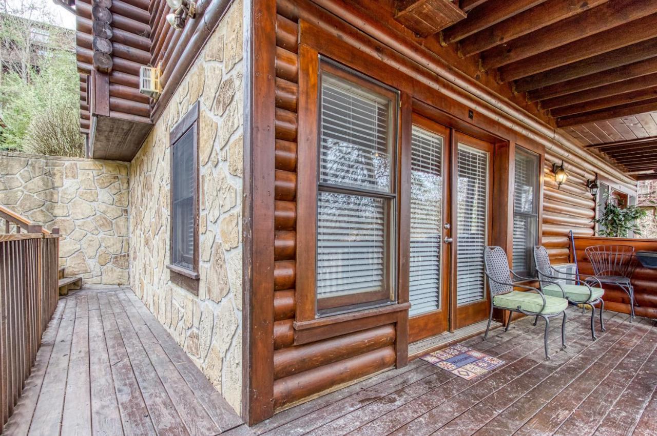 Newly Renovated Perfect 2 Bedroom W Indoor Jacuzzies, Hot Tub, Pool, Sauna, Golf! Pigeon Forge Exterior photo